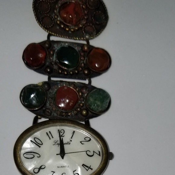 Ladies Fashion Watch - Picture 4 of 4